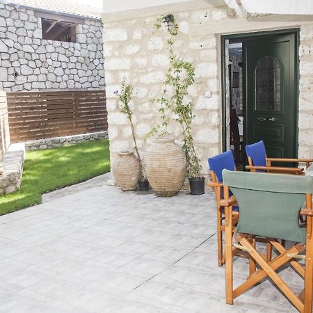 Villa Damiani Superior Stay Near Beach Nikiana Esterno foto